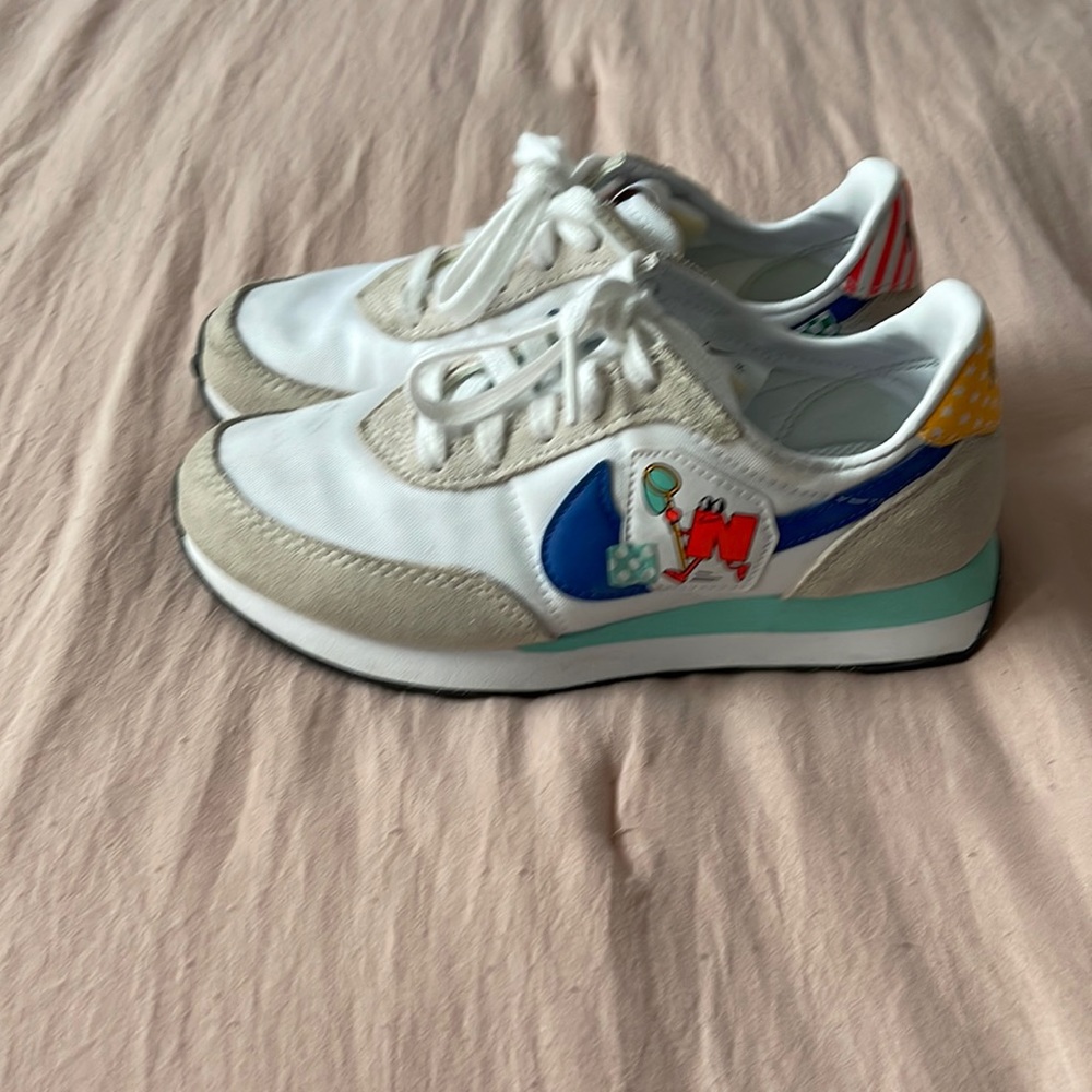 Nike waffle size 13.5 boy’s